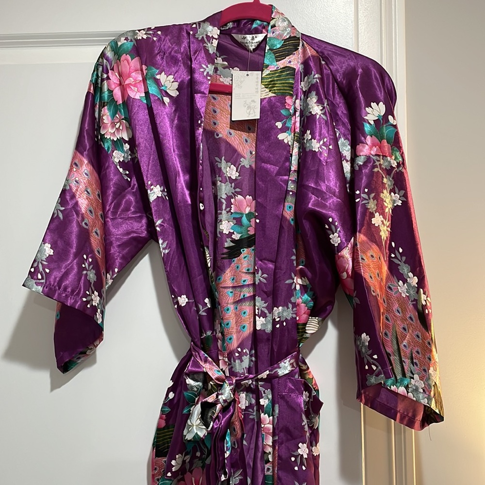 Authentic Chinese robe - Picture 2 of 3